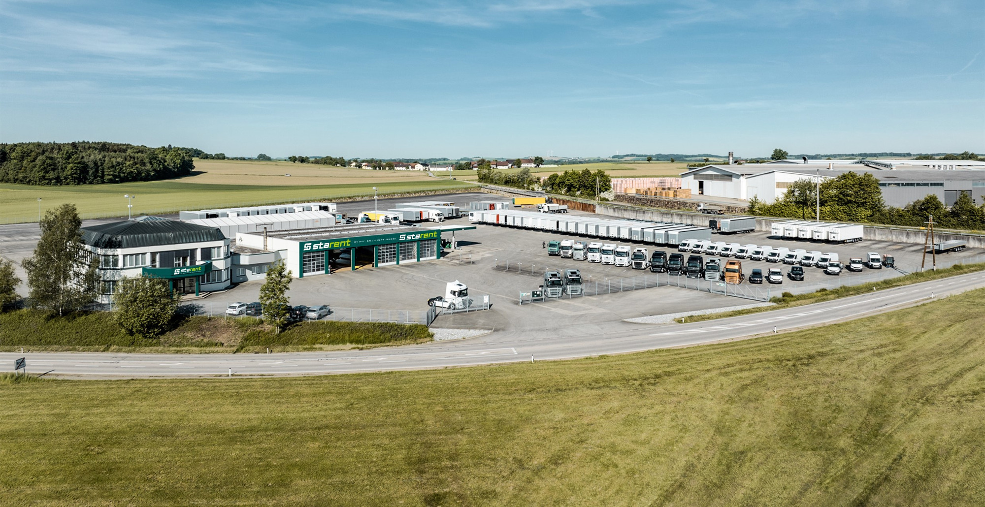 STARENT Truck & Trailer GmbH - Тягачи - 4х2 undefined: фото 1