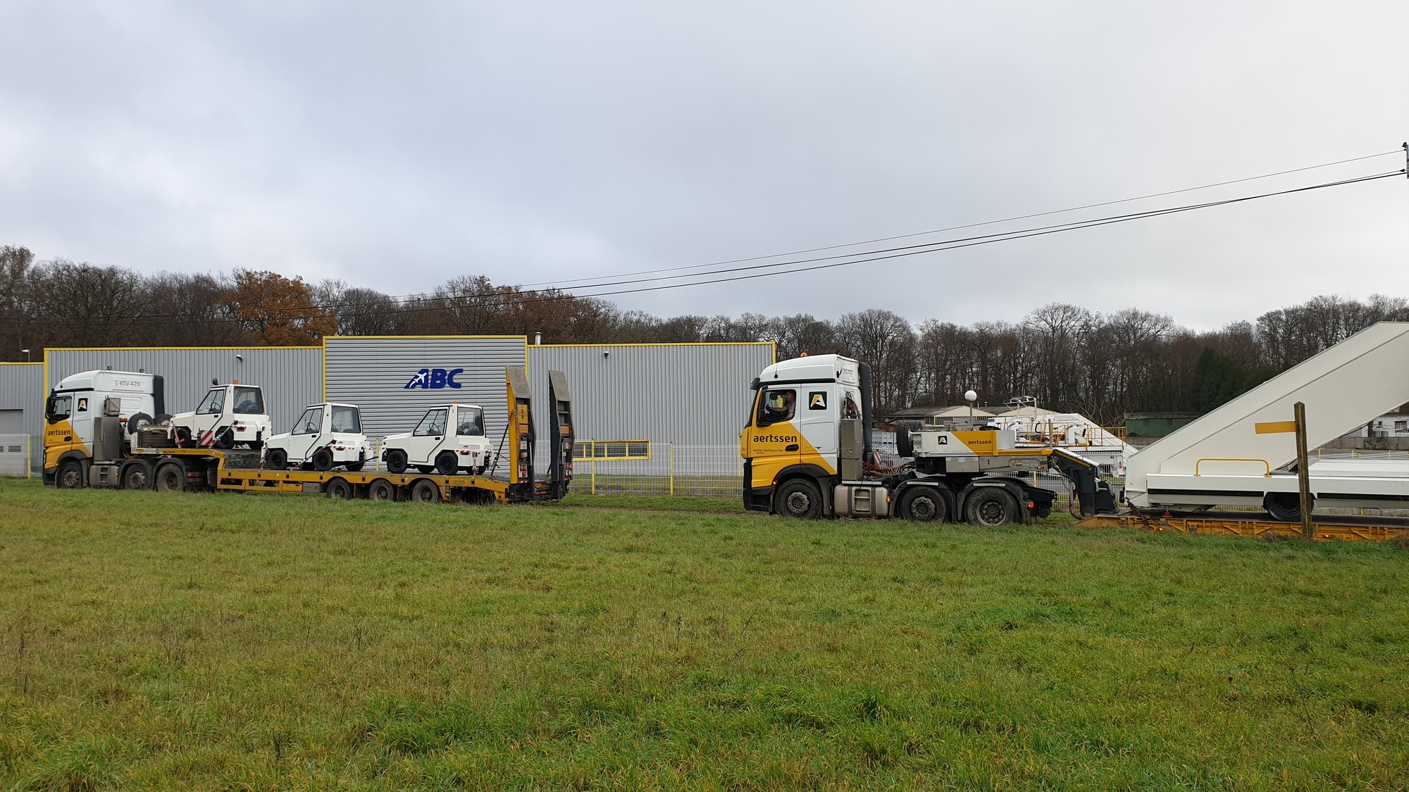 Air Business GSE - Аэродромная техника SOVAM - Год: 2006, Франция undefined: фото 1