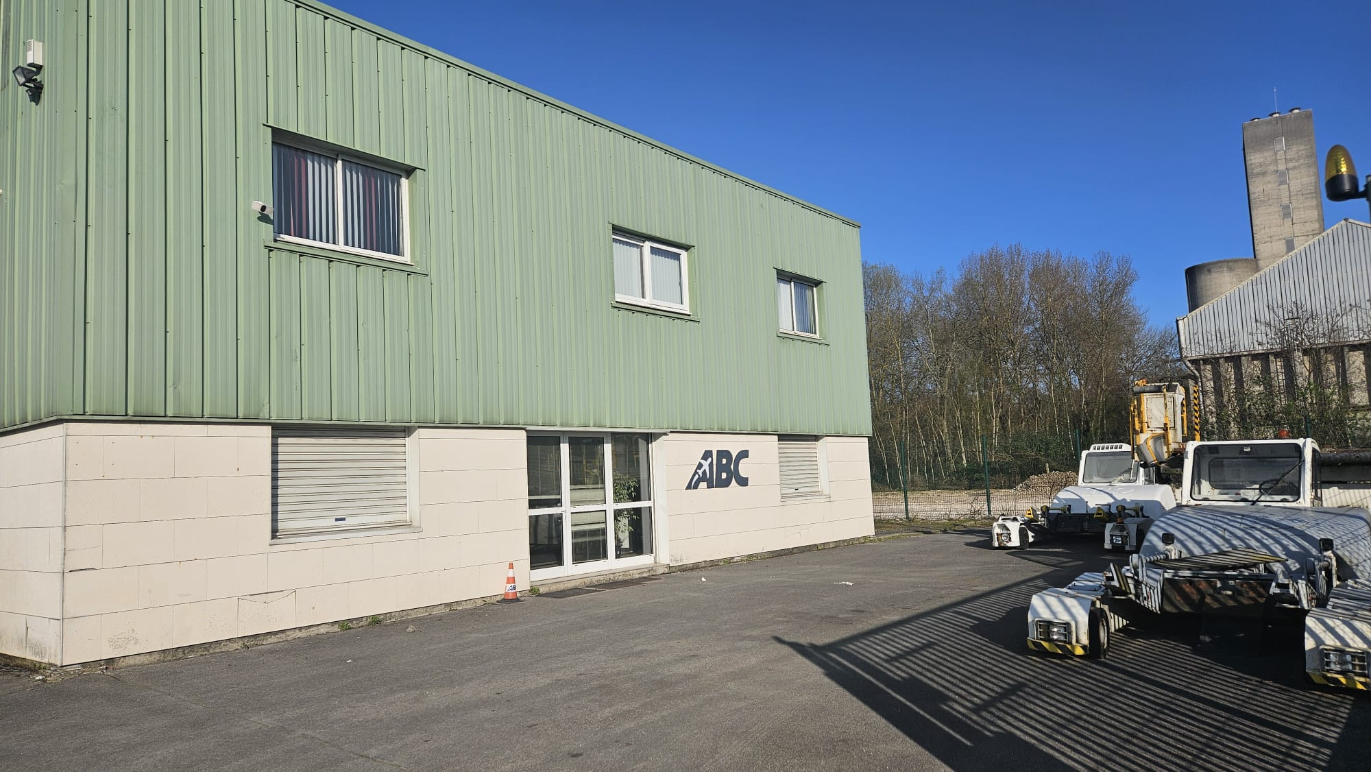 Air Business GSE - Аэродромная техника SOVAM - Год: 2006, Франция undefined: фото 2