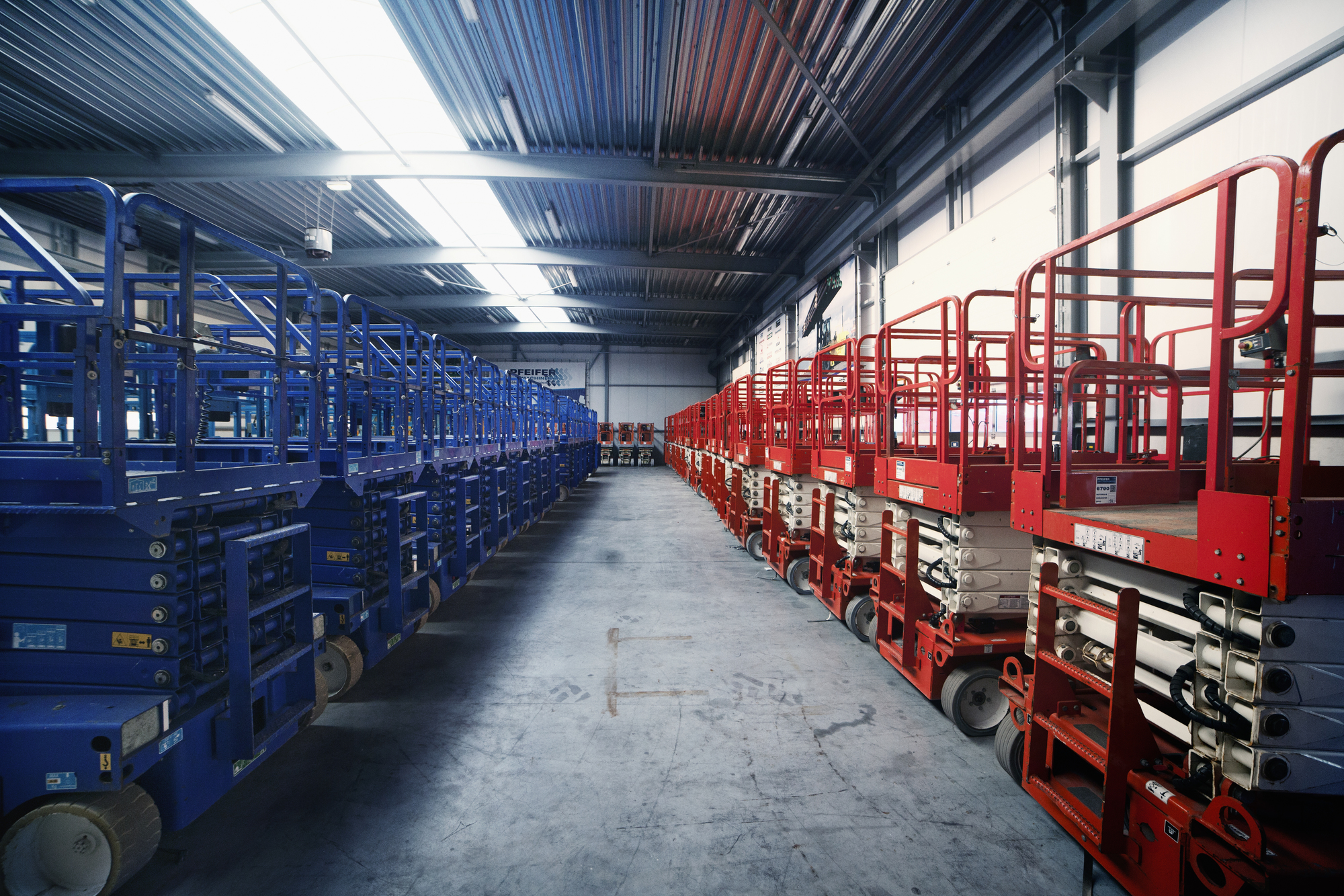 Pfeifer Rentals & Sales - Погрузочно-разгрузочная техника MANITOU - Год: 2022 undefined: фото 2