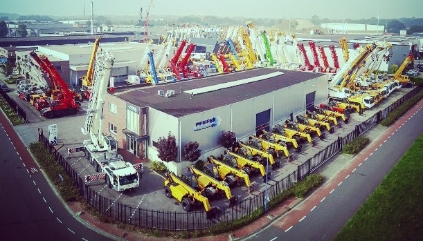 Pfeifer Rentals & Sales - Погрузочно-разгрузочная техника MANITOU - Год: 2022 undefined: фото 1