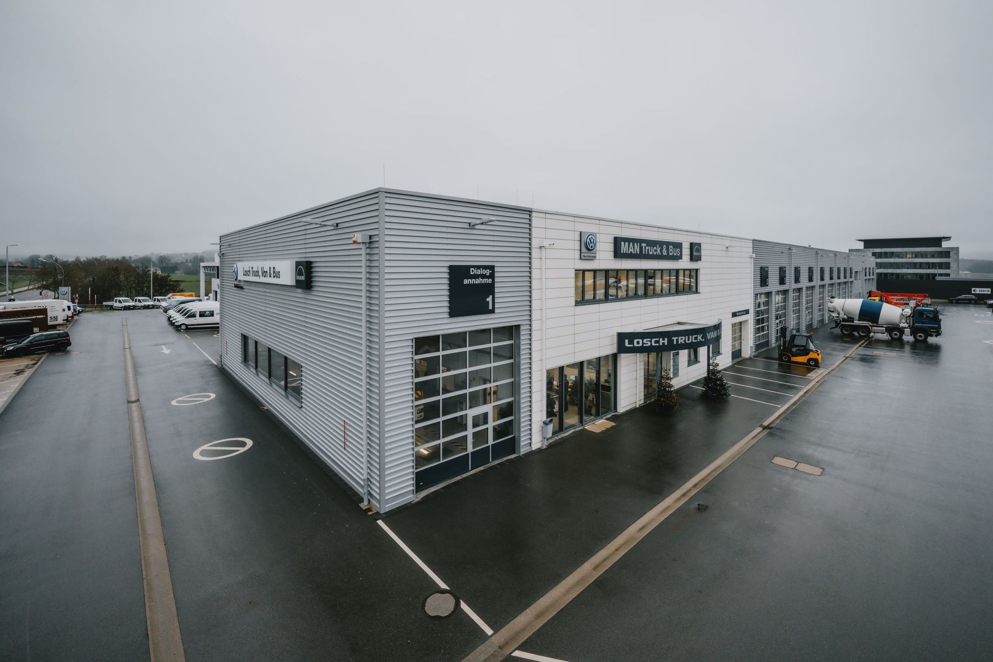 Garage Losch Truck, Van & Bus S.à r.l. - Грузовики - Год: 2024, Коробка передач: автоматическая, Кондиционер undefined: фото 1