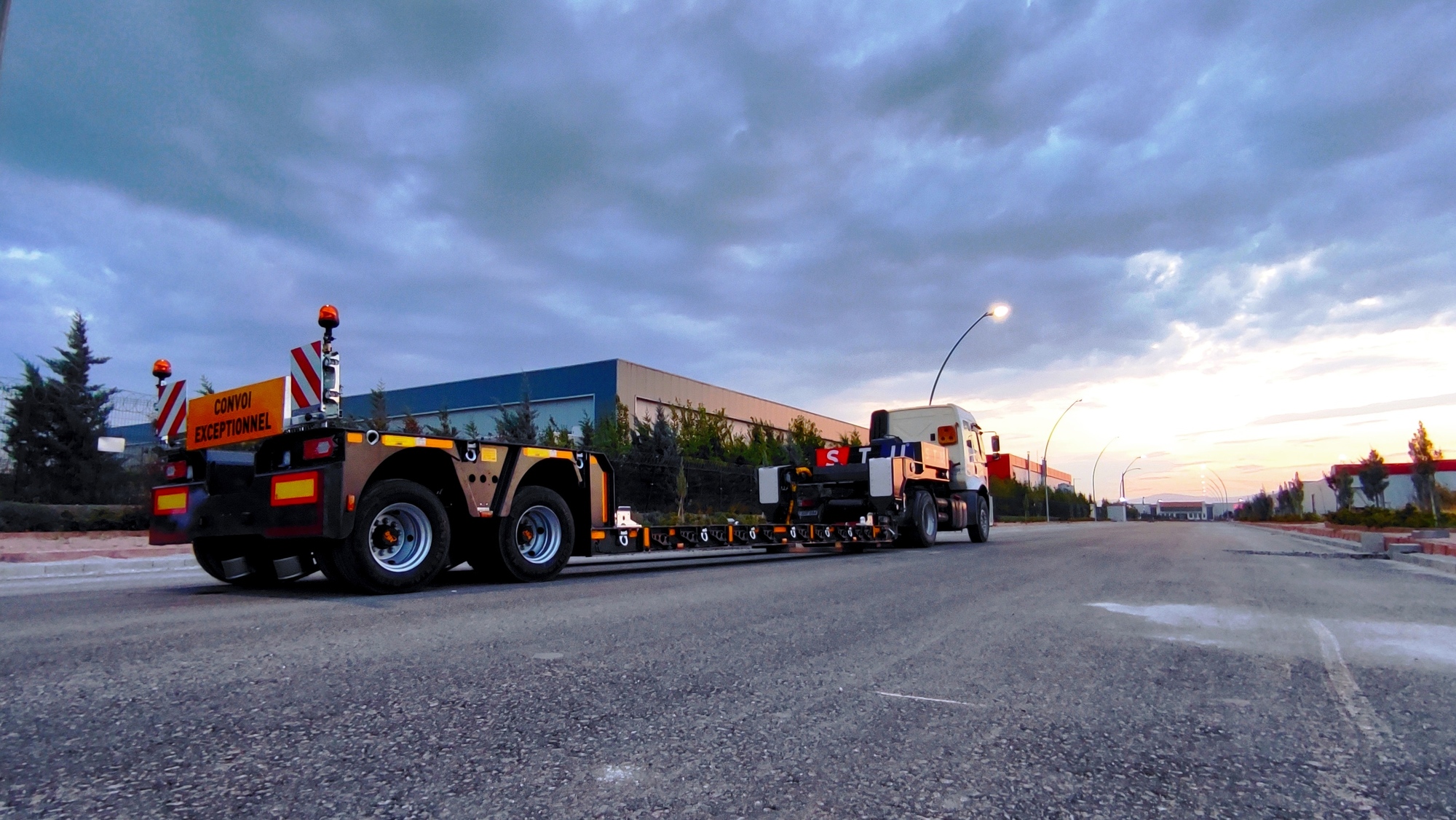 STU TRAILER DORSE ITHALAT IHRACAT LTD. STI. - объявления о продаже undefined: фото 4