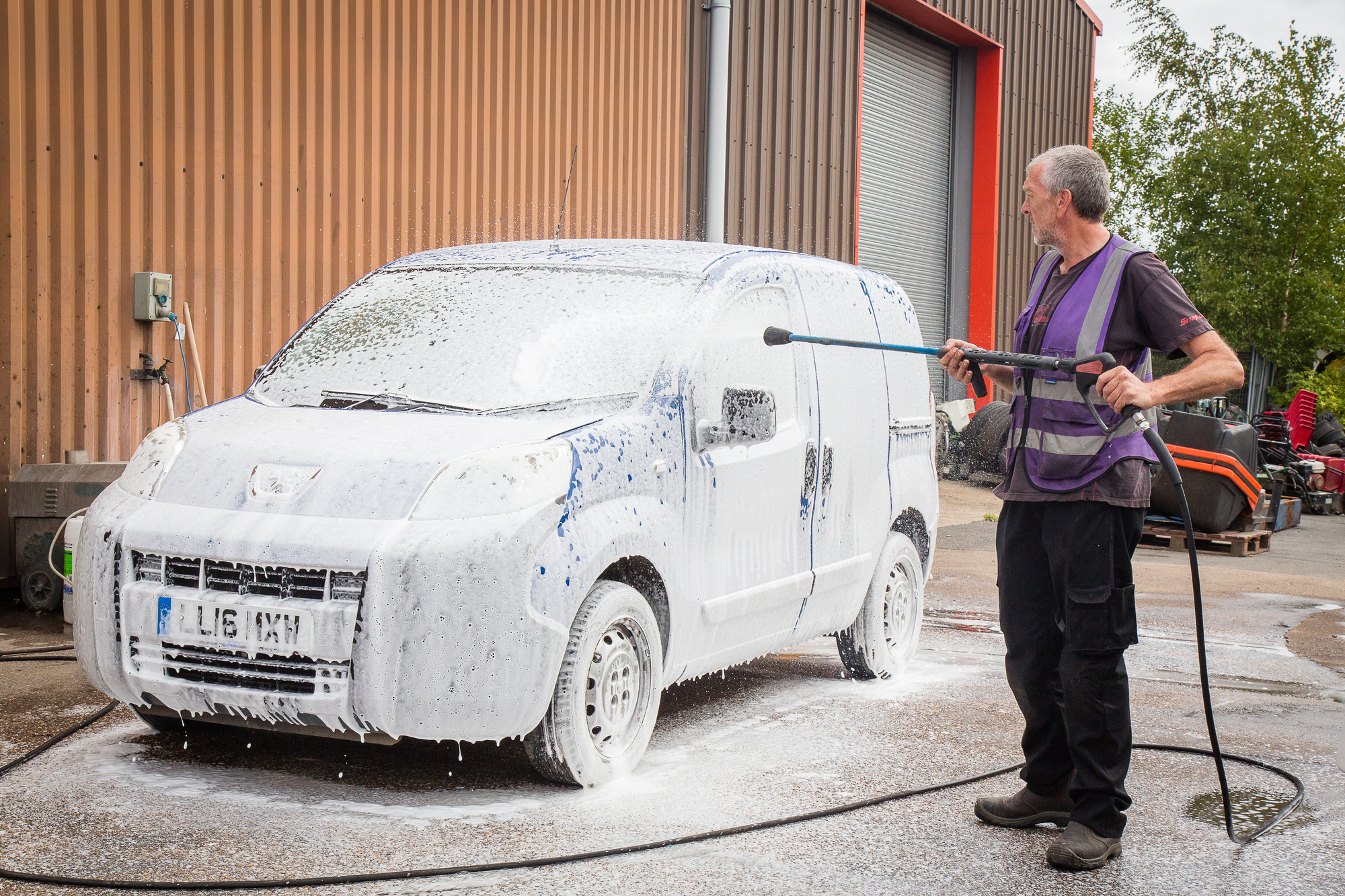 COMMERCIAL VEHICLE AUCTIONS LIMITED - Тягачи MERCEDES-BENZ undefined: фото 7