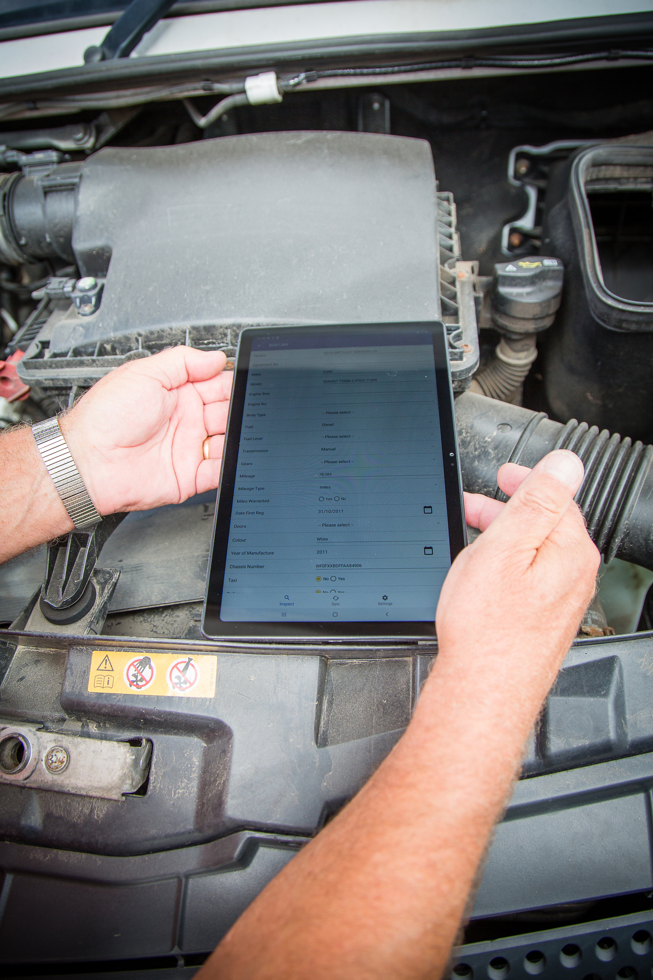 COMMERCIAL VEHICLE AUCTIONS LIMITED - Тягачи MERCEDES-BENZ undefined: фото 9