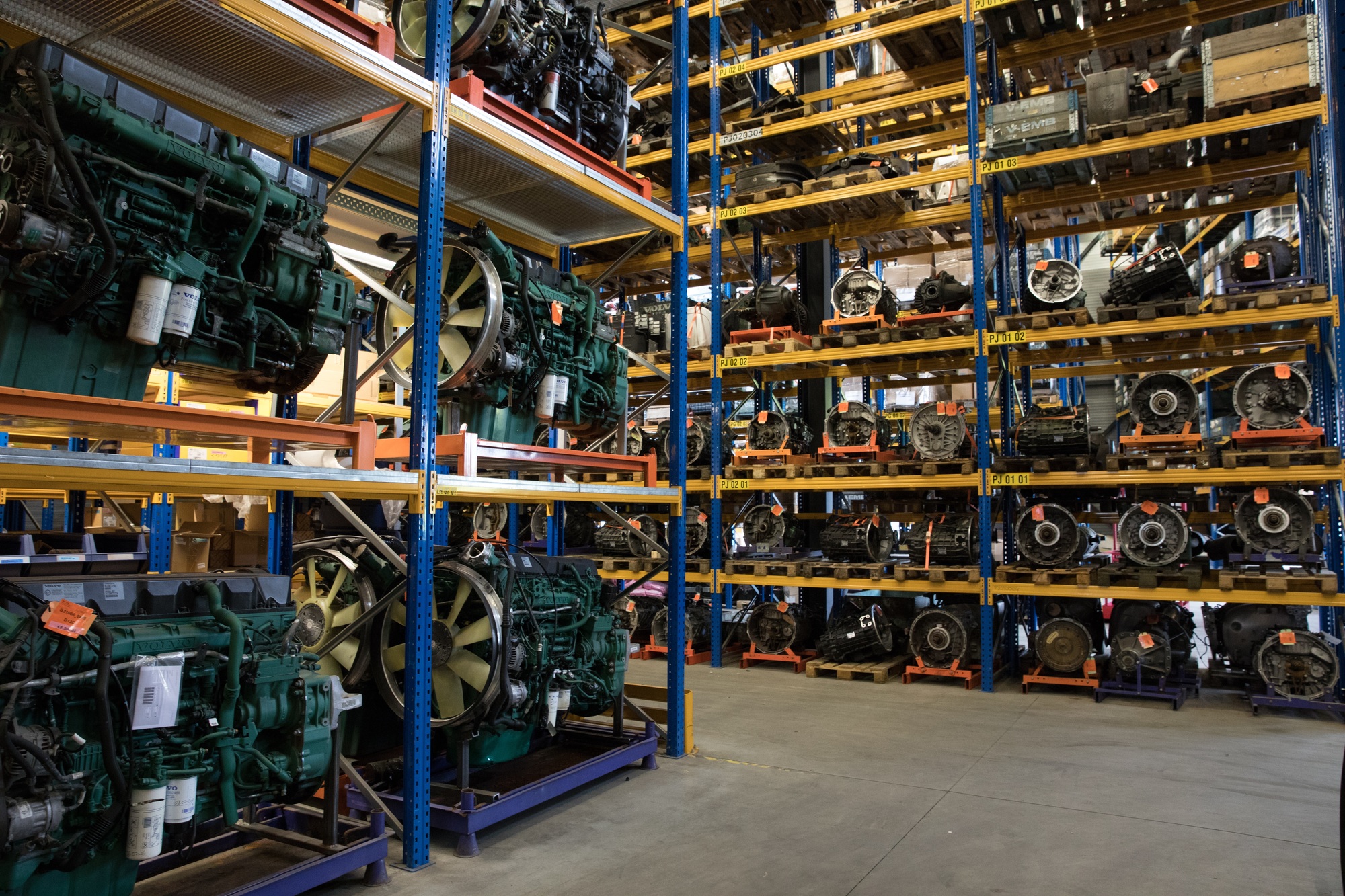 BAS PARTS & TYRES B.V. - Запчасти BRIDGESTONE undefined: фото 1