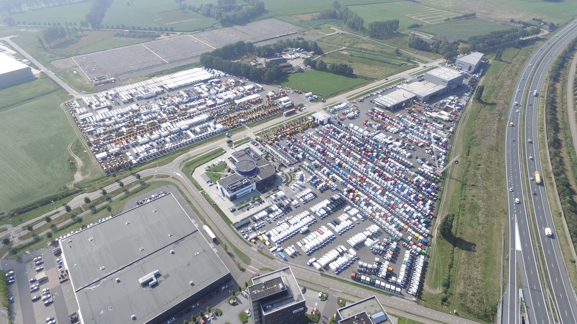 BAS PARTS & TYRES B.V. - Запчасти BRIDGESTONE undefined: фото 7