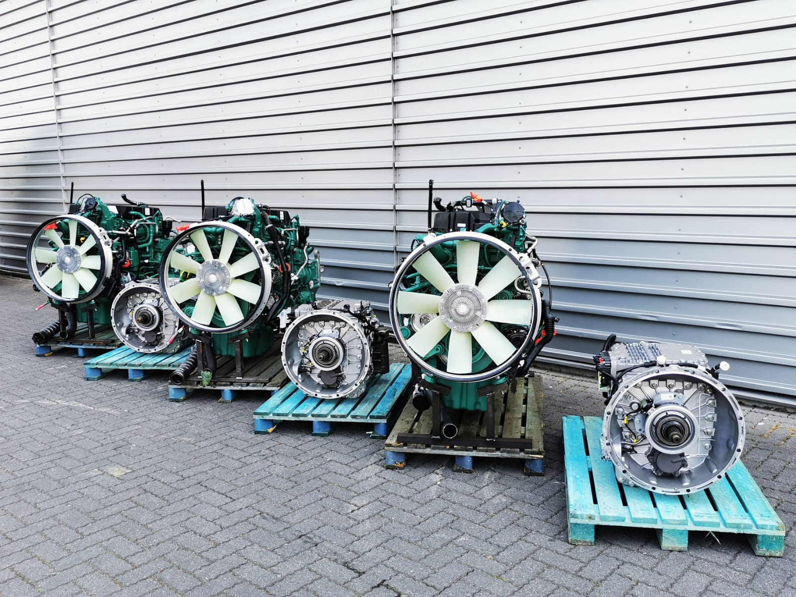 BAS PARTS & TYRES B.V. - Запчасти BRIDGESTONE undefined: фото 14