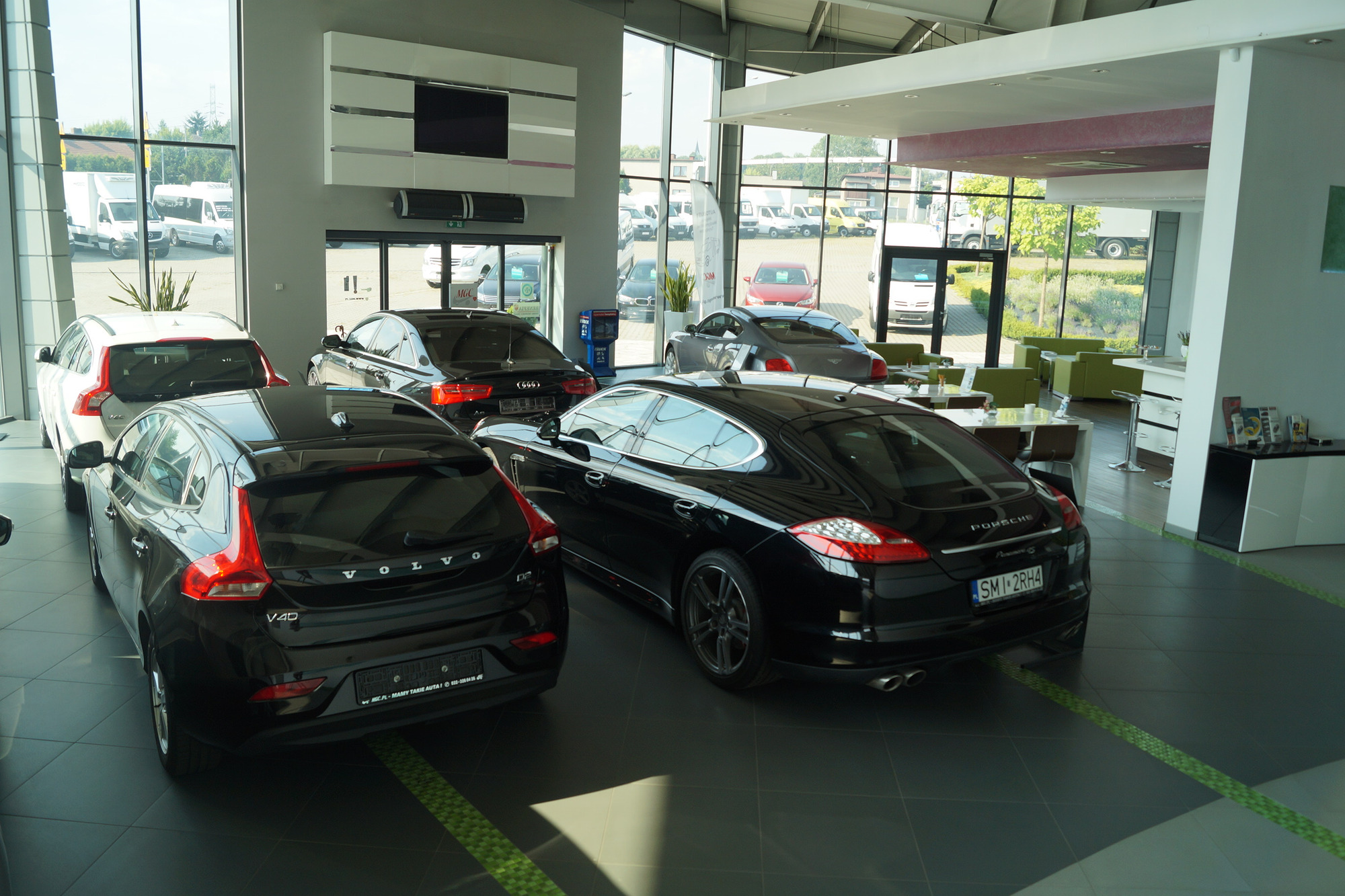 MGC CENTRUM SAMOCHODOW DOSTAWCZYCH - объявления о продаже undefined: фото 14