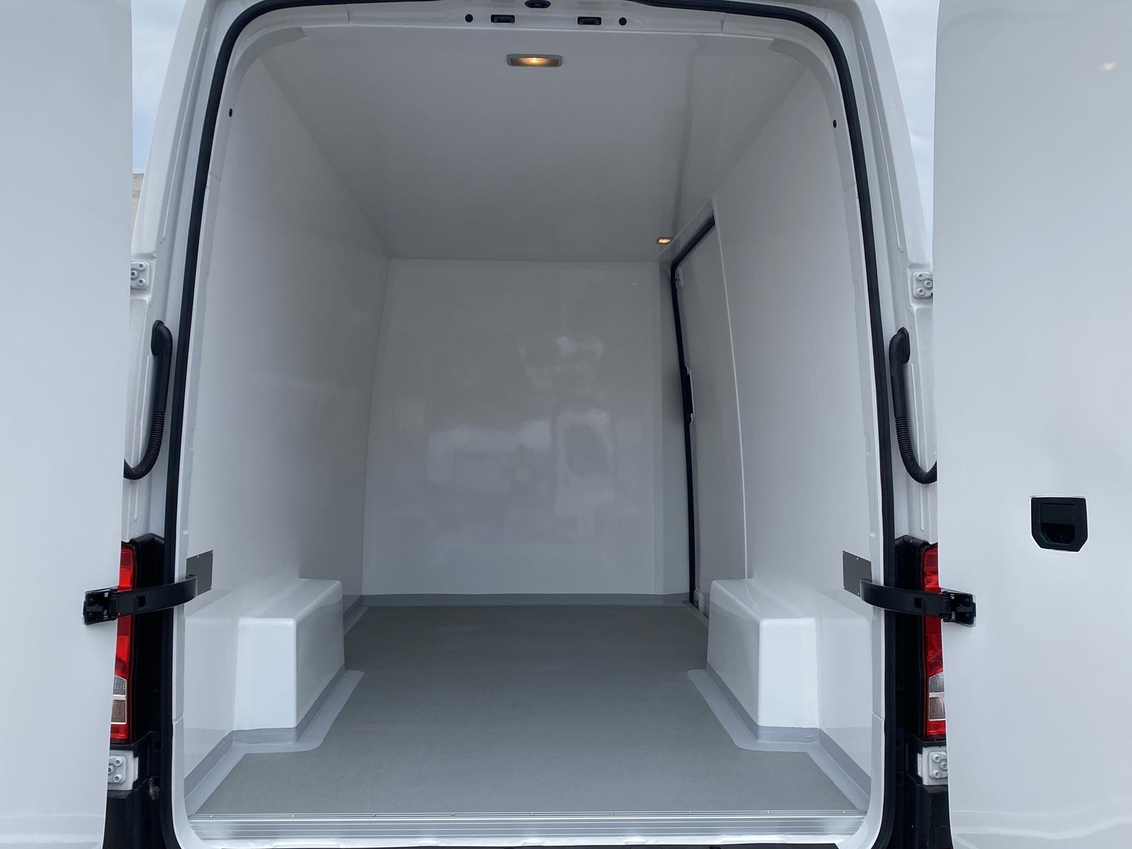 RINZ ROS d.o.o. (GmbH) - Фургоны - Год: 2024 undefined: фото 32