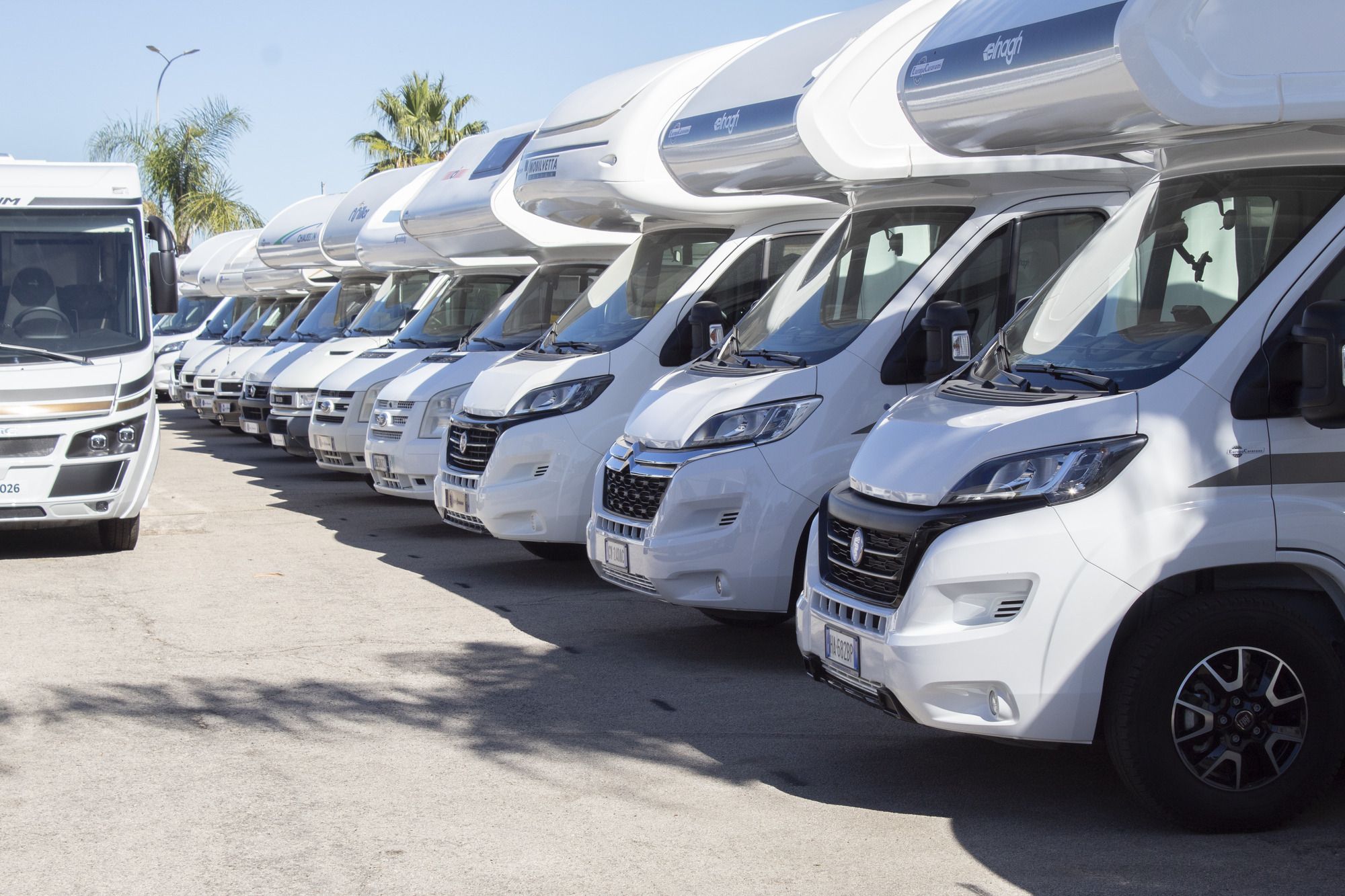 EUROPA CARAVANS SRL undefined: фото 2
