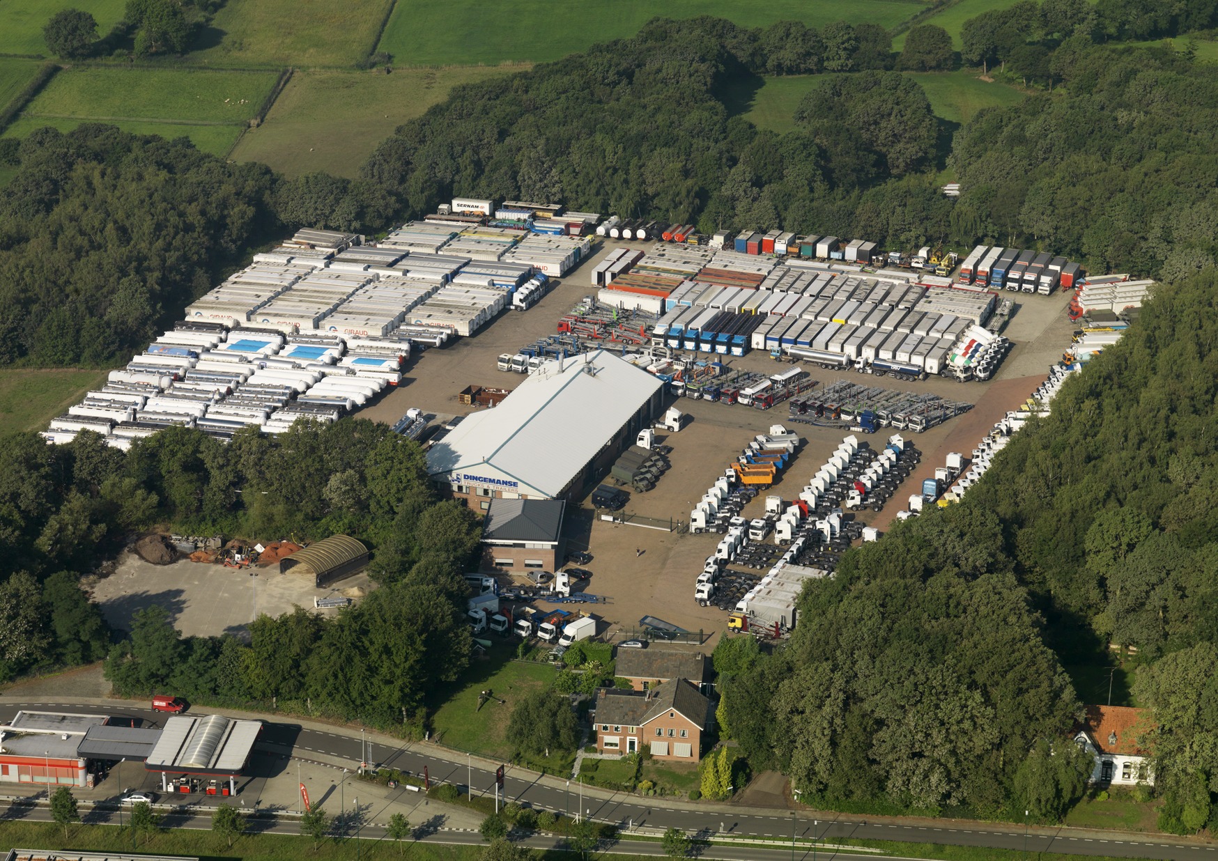 Dingemanse B.V. - Коммунальная и специальная техника - Год: 2011 undefined: фото 5