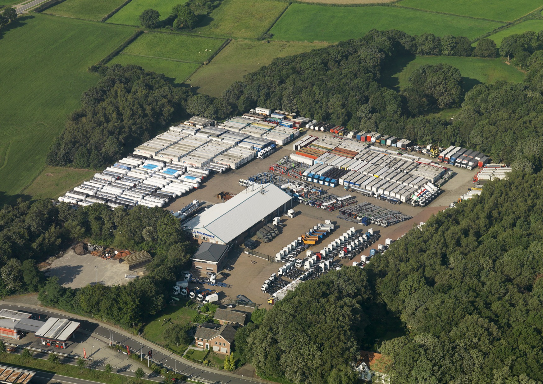 Dingemanse B.V. - Коммунальная и специальная техника - Год: 2011 undefined: фото 2