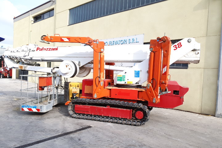 Centro Elevatori SRL - объявления о продаже undefined: фото 2