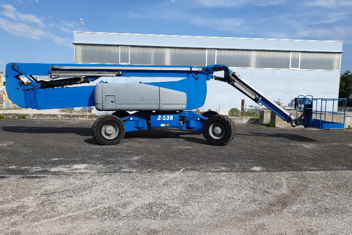 Centro Elevatori SRL - объявления о продаже undefined: фото 17