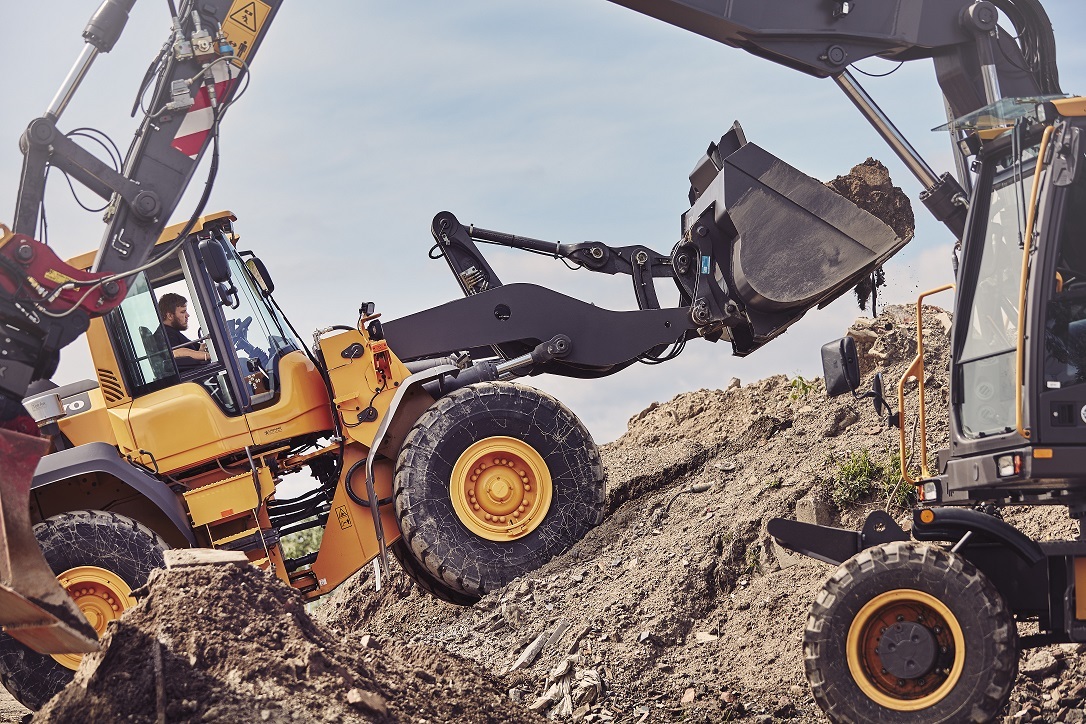 Saxtorp Trading AB - Строительная техника DYNAPAC - Швеция undefined: фото 1