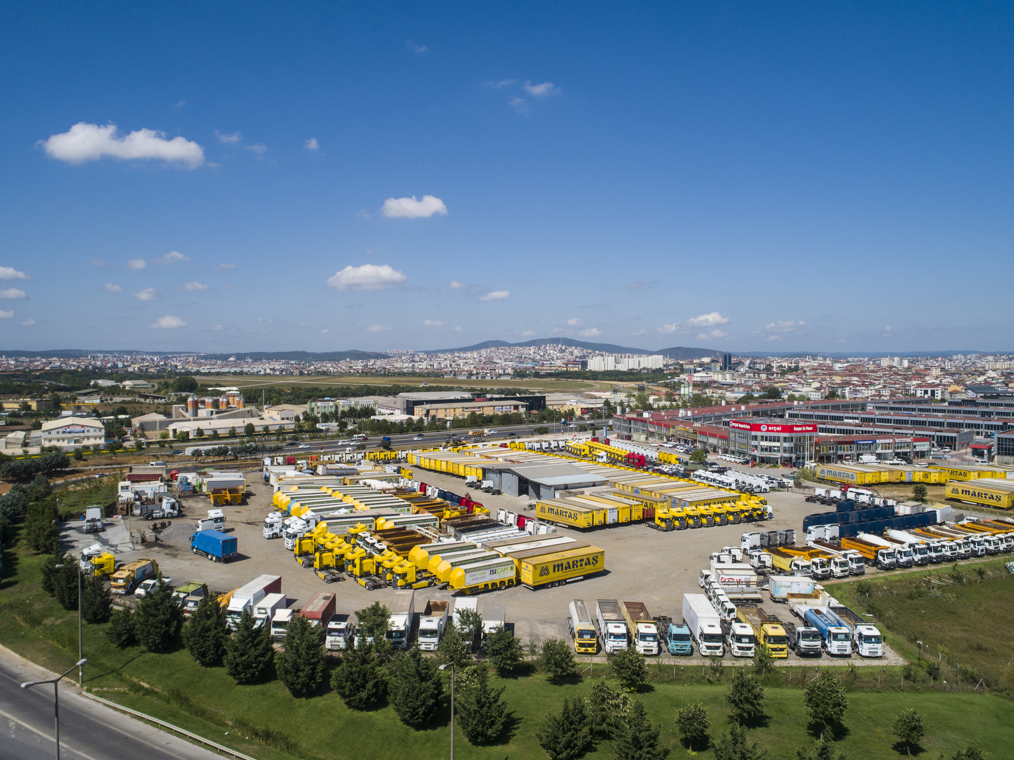 ERCAL TRUCKS - Строительная техника undefined: фото 1