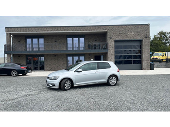 Легковой автомобиль VOLKSWAGEN