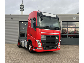 Тягач VOLVO FH