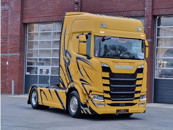 Тягач SCANIA S 540