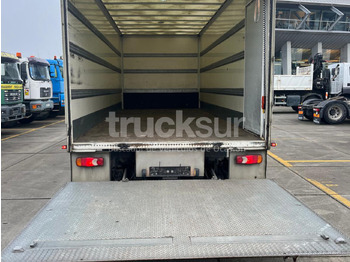 Грузовик с закрытым кузовом RENAULT D12.240: фото 3 Грузовик с закрытым кузовом RENAULT D12.240: фото 3