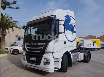 Тягач IVECO