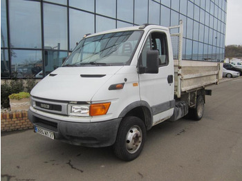 Малотоннажный самосвал IVECO Daily 35c11