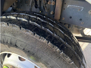 Крюковой мультилифт Renault Kerax: фото 5 Крюковой мультилифт Renault Kerax: фото 5