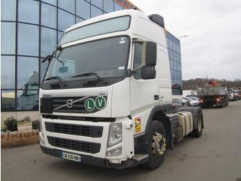 Тягач VOLVO FM 450