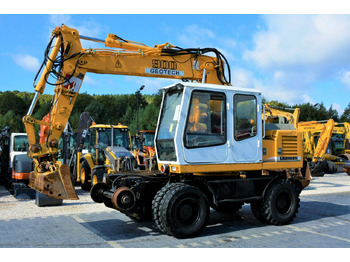 Колёсный экскаватор LIEBHERR A 900