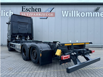 Грузовик-контейнеровоз/ Сменный кузов Mercedes-Benz 2542 L 6x2 F 13 Actros GigaSpace: фото 3 Грузовик-контейнеровоз/ Сменный кузов Mercedes-Benz 2542 L 6x2 F 13 Actros GigaSpace: фото 3