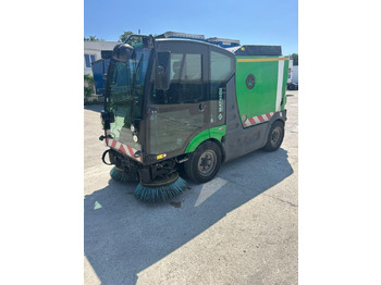 Подметально-уборочная машина MATHIEU