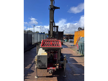 Сваебойная установка Comacchio MC4: фото 5 Сваебойная установка Comacchio MC4: фото 5