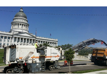 Дорожная фреза WIRTGEN