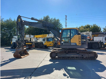 Гусеничный экскаватор VOLVO ECR235EL