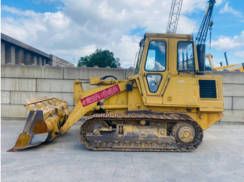 Гусеничный погрузчик CATERPILLAR