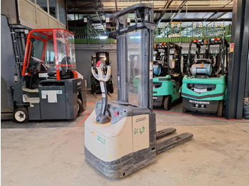 Штабелер CROWN