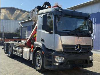 Крюковой мультилифт MERCEDES-BENZ Actros 2546