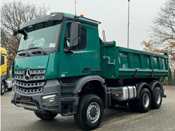 Самосвал MERCEDES-BENZ Arocs 3351