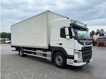 Грузовик с закрытым кузовом VOLVO FM 330