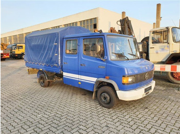 Тентованный грузовик MERCEDES-BENZ