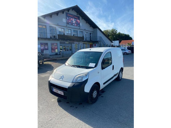 : фото в шапке страницы