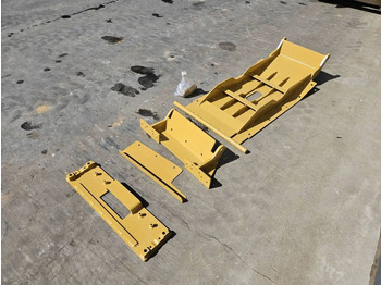 Навесное оборудование CATERPILLAR