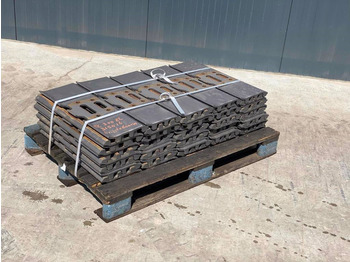 Новый Рама/ Шасси для Строительной техники Hyundai R280 / R290 / R320 Shoes/Pads: фото 3