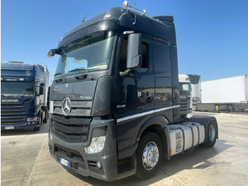 Тягач MERCEDES-BENZ Actros 1848
