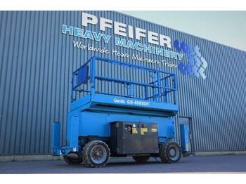 Ножничный подъемник GENIE