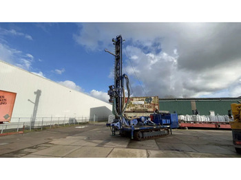 Буровая машина