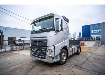 Тягач VOLVO FH 460
