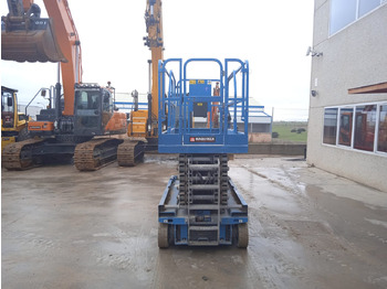 Ножничный подъемник GENIE GS4047: фото 2 Ножничный подъемник GENIE GS4047: фото 2