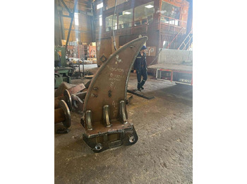 Рыхлитель CATERPILLAR